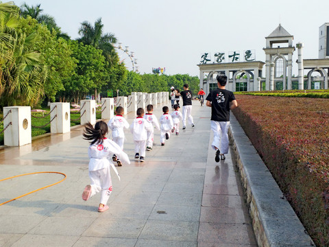 跆拳道小孩