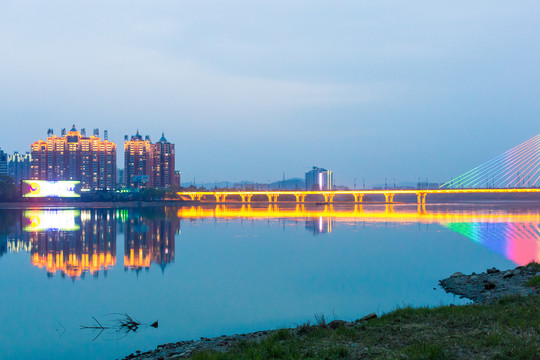 吉林市松花江畔夜景