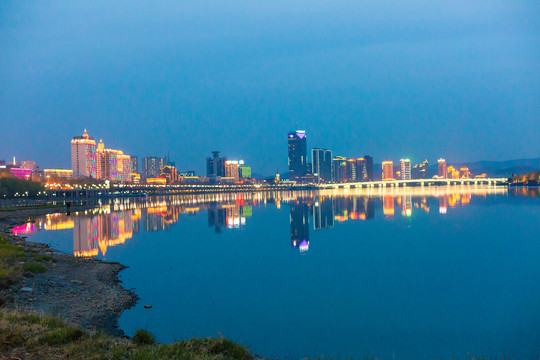 吉林市松花江畔夜景