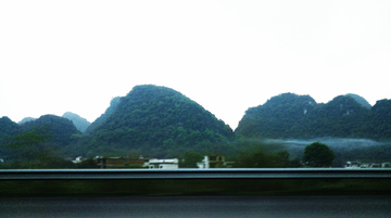 高速公路边风景