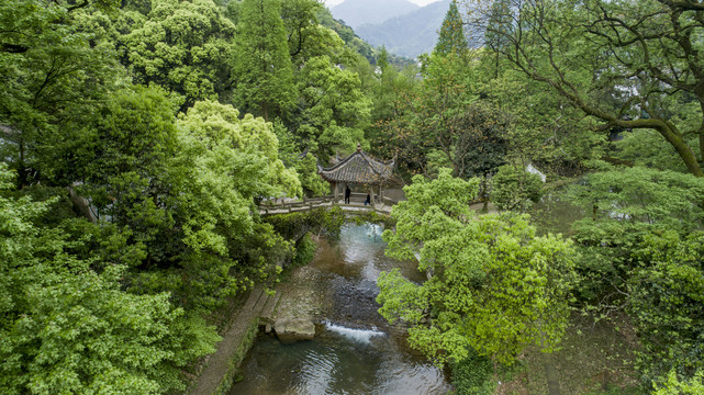 小桥流水