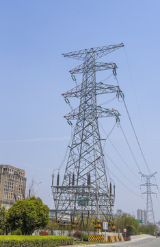 電力鐵塔