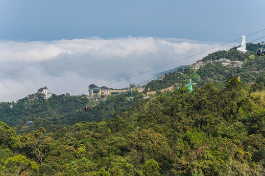 越南岘港巴拿山