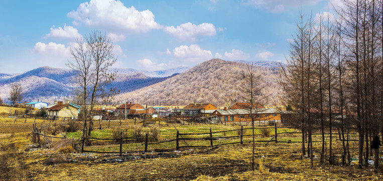 山村农家风光