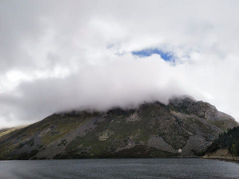 山、海