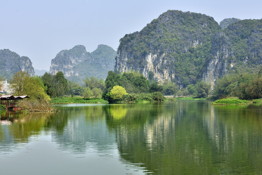 春天山水