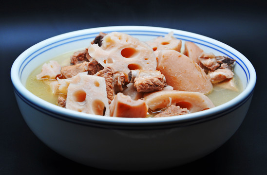 蓮藕排骨湯
