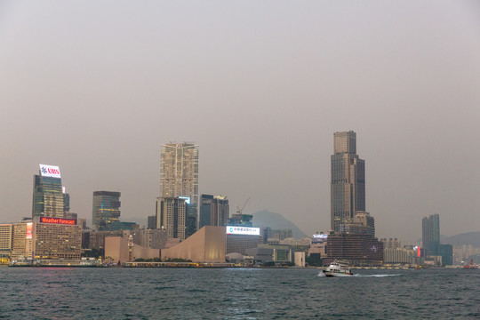 香港