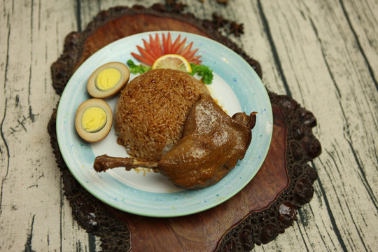 鸭腿饭