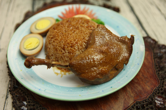 鸭腿饭