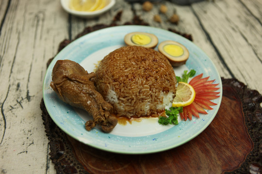 鸡腿饭