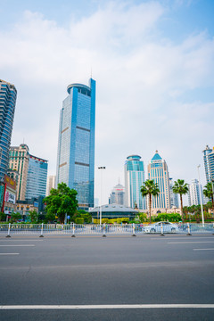 南宁金湖广场地王大厦街景