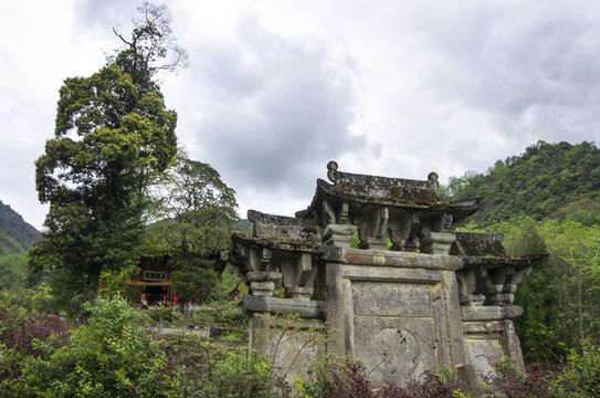 雾中山开化寺