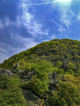 衢州三衢石林景区天坑