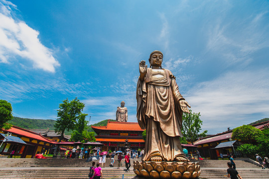 靈山大佛