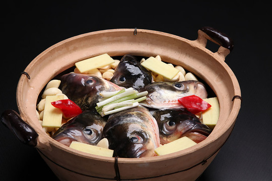 剁椒魚頭