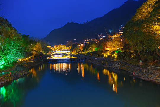 西江风雨桥