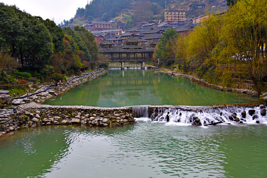 西江风雨桥