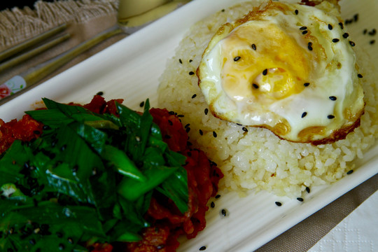 肥牛飯