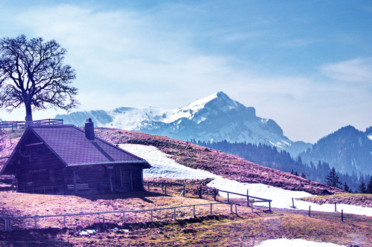 阿尔卑斯雪山小屋
