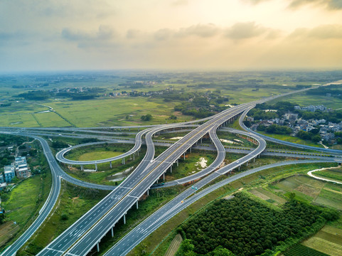 高速公路互通立交桥