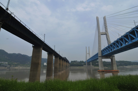 白沙沱铁路大桥