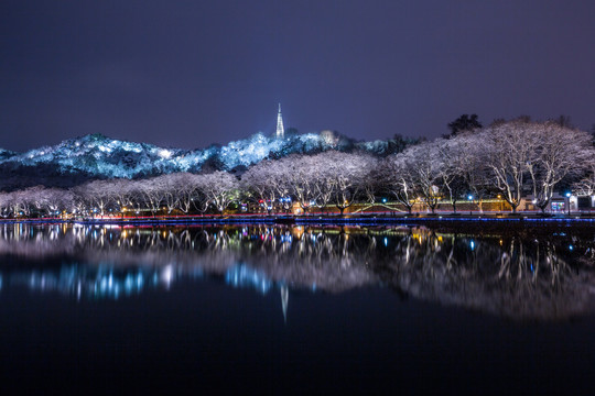 杭州西湖雪景