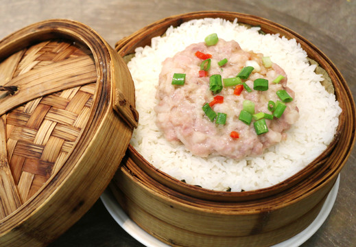 肉饼饭