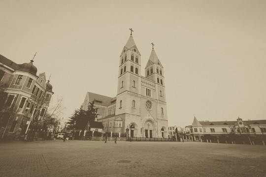 青岛老建筑天主教堂