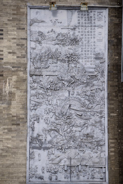 鮮魚口浮雕