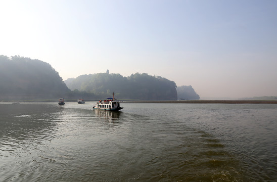 乐山市三江汇流