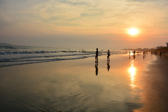 海滨夕阳