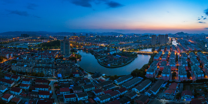 凤山街道夜景