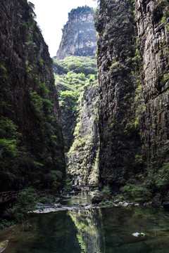 八泉峡