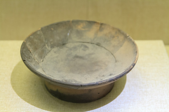 内蒙古博物院新石器时代陶碗