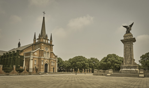 老上海和平广场