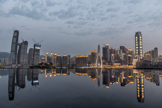 重庆洪崖洞千厮门大桥夜景风光