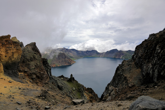 长白山北坡天池