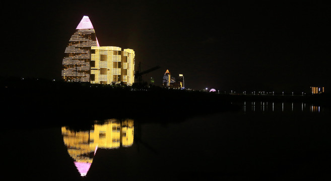 海棠湾酒店夜景灯光效果