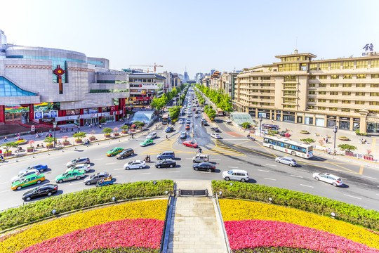 西安钟鼓楼街景