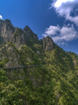 江西三清山层峦叠嶂栈道风光