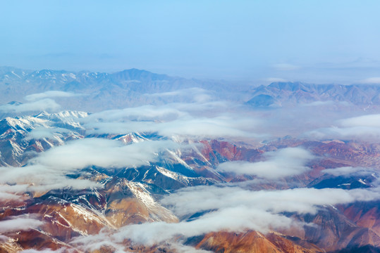 俯拍高山云海