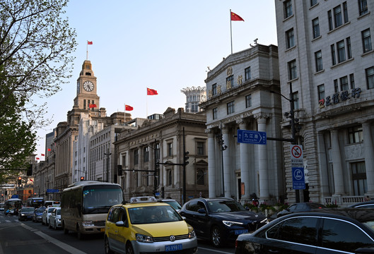 上海外滩古建筑街景