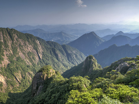 江西三清山崇山峻岭风光