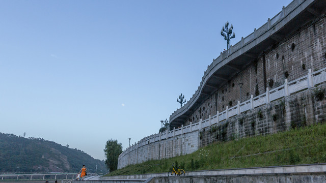 岷江防洪堤