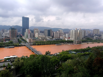 雨后的黄河