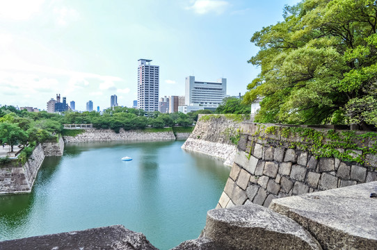 日本大阪城公园城市风光