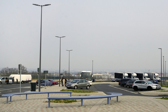 德国高速公路休息站停车场