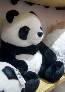 熊猫毛绒玩具