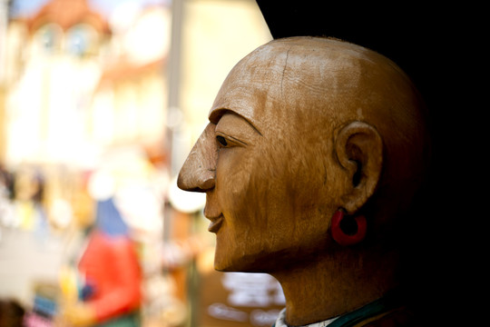 迪诺水镇里的印第安人木雕